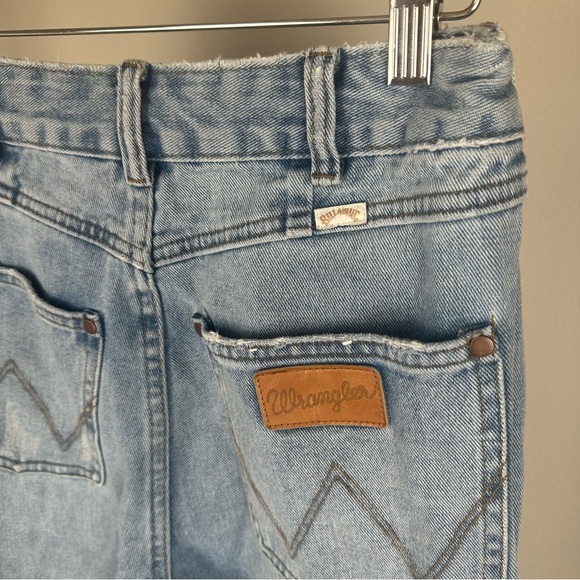 Wrangler x Billabong Jean Size 29 Bell Bottom Flare Floral Patchwork Hippie Boho - Picture 13 of 14